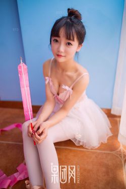 学渣坐在学霸的棒棒上写作业视频